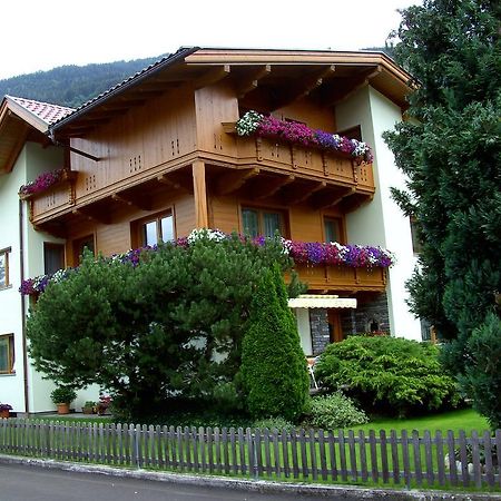克里斯特尔公寓 Aschau Im Zillertal 外观 照片