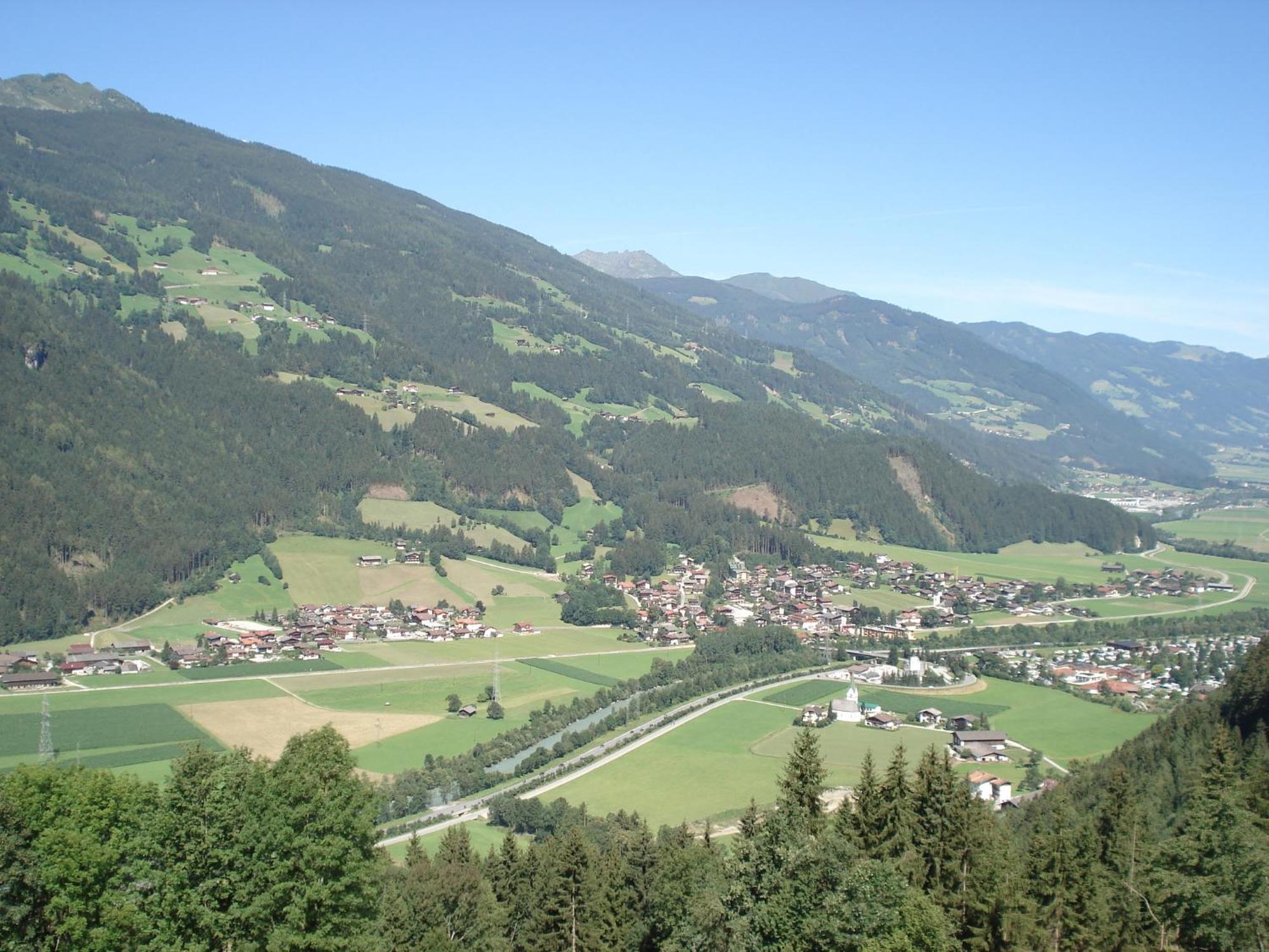克里斯特尔公寓 Aschau Im Zillertal 外观 照片