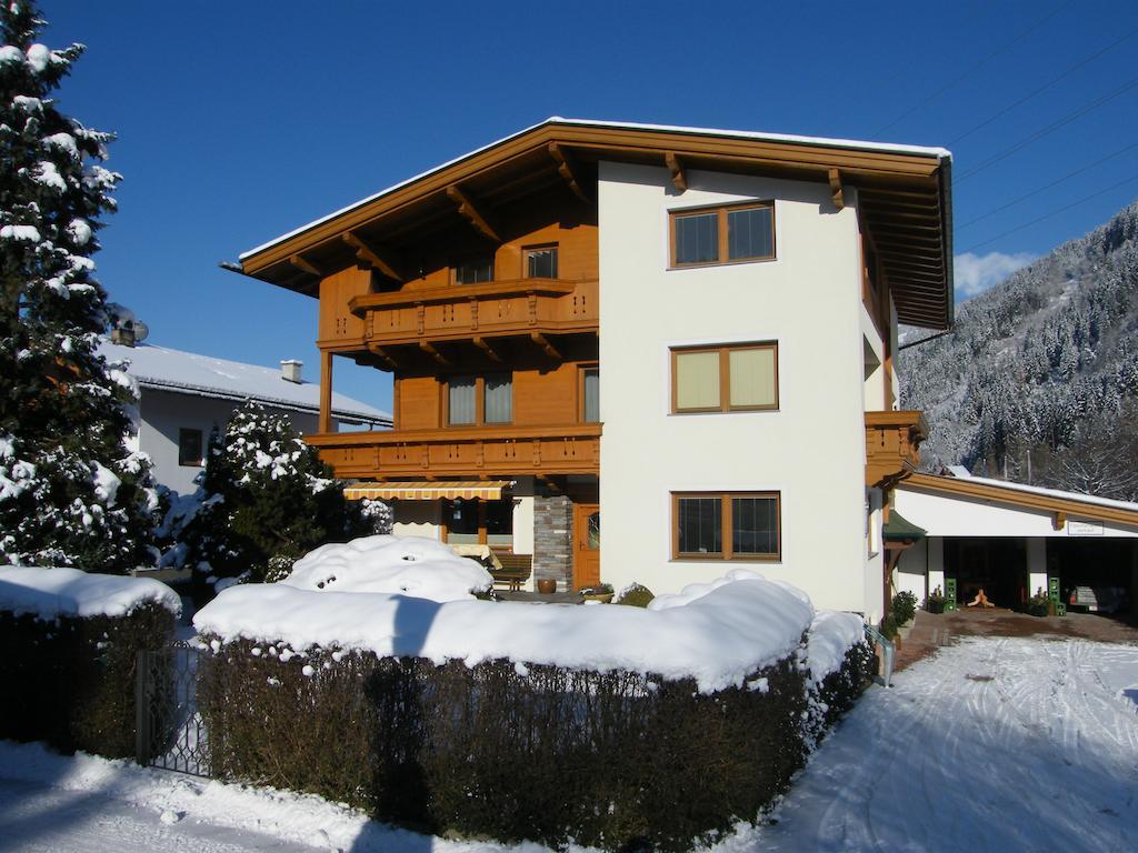 克里斯特尔公寓 Aschau Im Zillertal 外观 照片