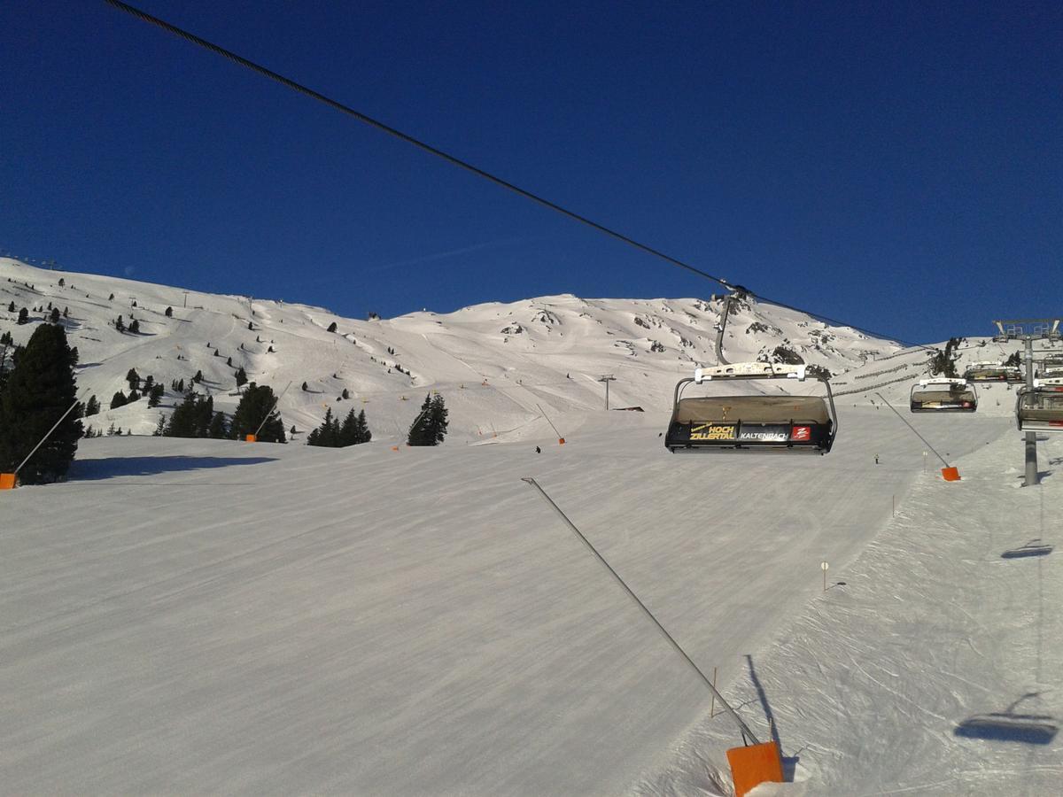 克里斯特尔公寓 Aschau Im Zillertal 外观 照片